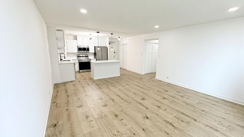 Tiny photo for 3600 N Lake Shore Drive #707, Chicago, IL 60613 (MLS # 12373049)