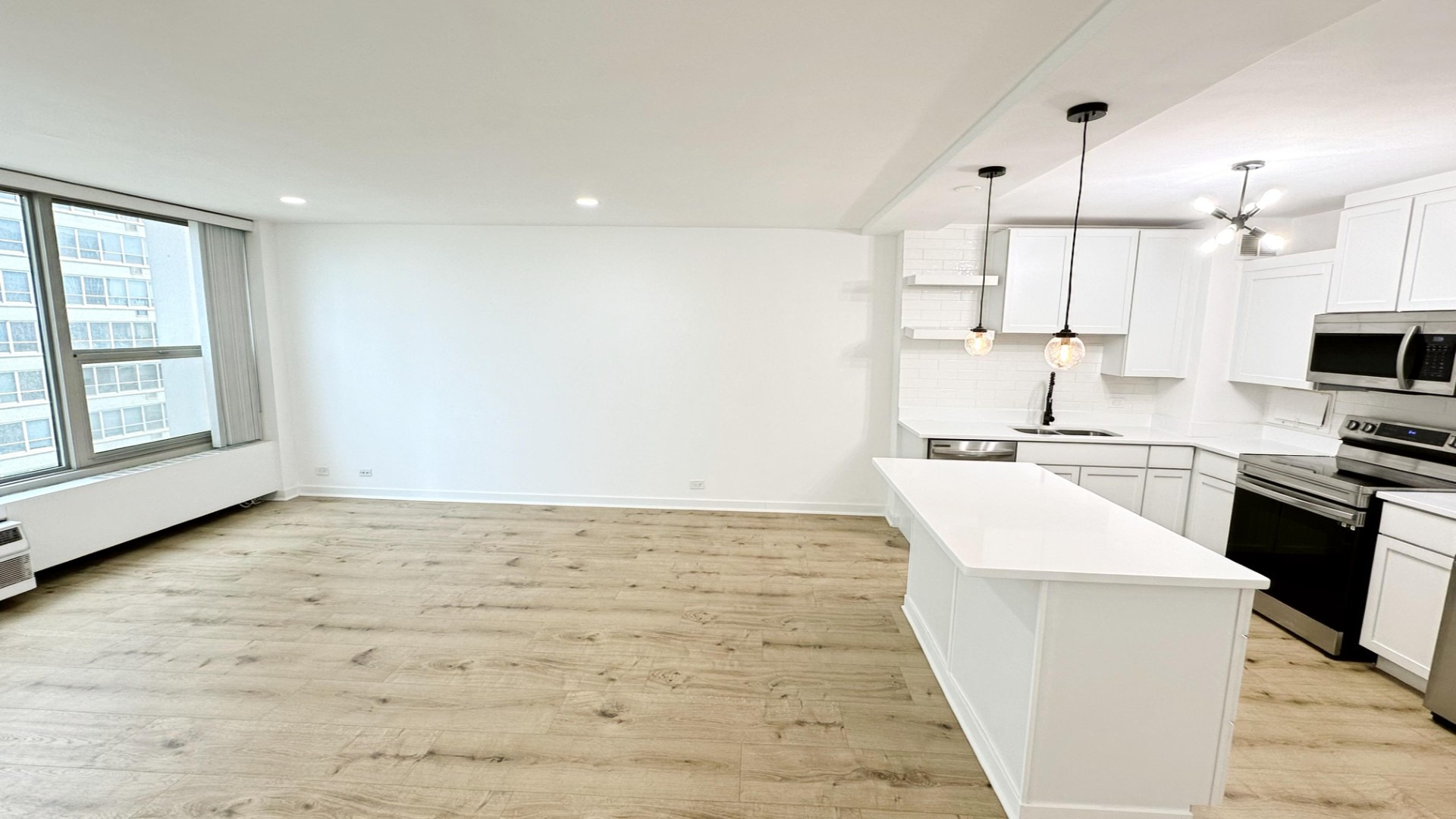 3600 N Lake Shore Drive 707
