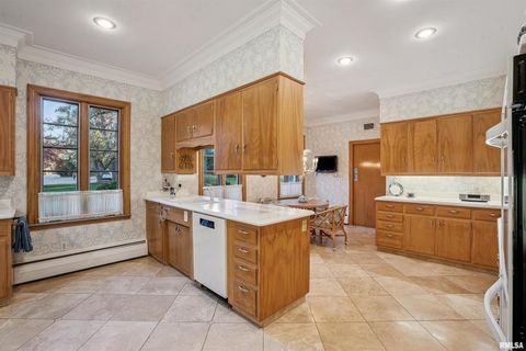 Tiny photo for 500 54TH Street #A, Moline, IL 61265 (MLS # QC4269382)