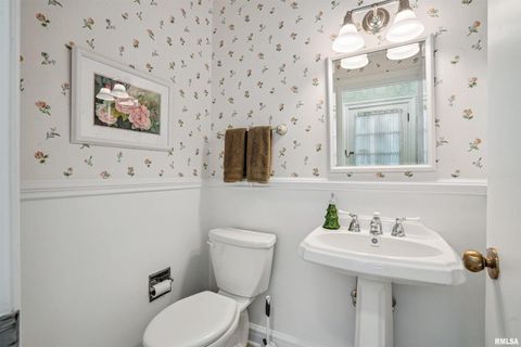 Tiny photo for 500 54TH Street #A, Moline, IL 61265 (MLS # QC4269382)