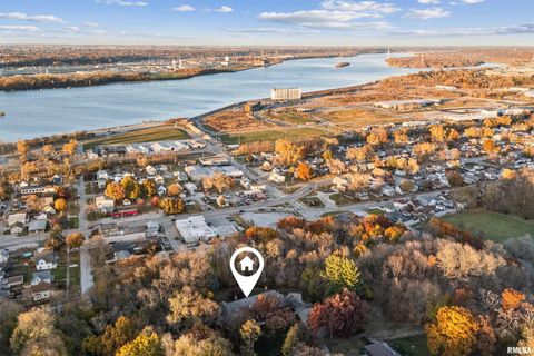 Tiny photo for 500 54TH Street #A, Moline, IL 61265 (MLS # QC4269382)