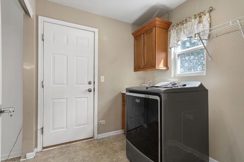 Tiny photo for 1545 Coral Drive, Yorkville, IL 60560 (MLS # 12441562)