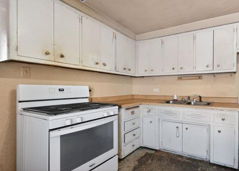 Tiny photo for 9400 S Peoria Street, Chicago, IL 60620 (MLS # 12554855)