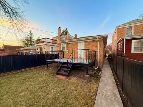 Tiny photo for 6217 W Peterson Avenue, Chicago, IL 60646 (MLS # 12589040)