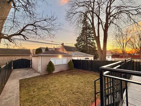 Tiny photo for 6217 W Peterson Avenue, Chicago, IL 60646 (MLS # 12589040)