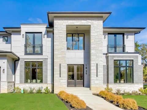 Photo of 1839 Shelley Court, Highland Park, IL 60035 (MLS # 12586561)