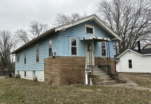 Tiny photo for 706 E Park Street, Duquoin, IL 62832 (MLS # 12587101)