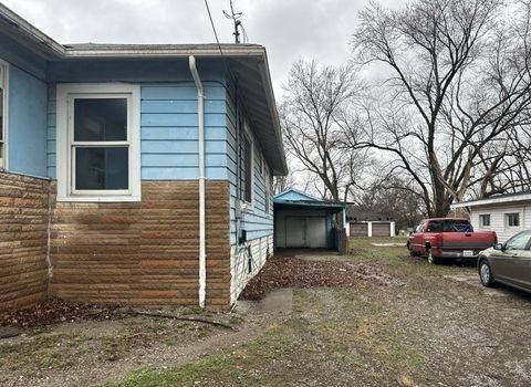 Tiny photo for 706 E Park Street, Duquoin, IL 62832 (MLS # 12587101)
