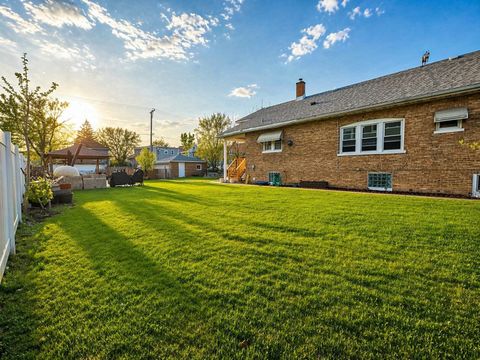 Tiny photo for 816 S 14th Avenue, Maywood, IL 60153 (MLS # 12623128)