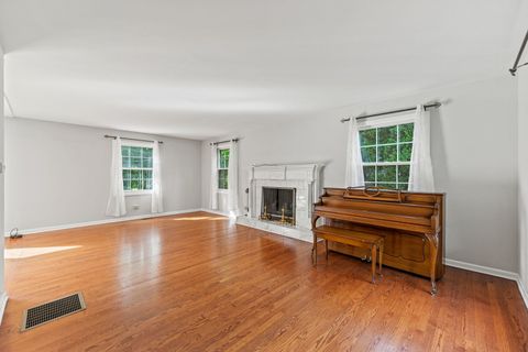 Tiny photo for 1000 N Westgate Road, Mount Prospect, IL 60056 (MLS # 12488450)