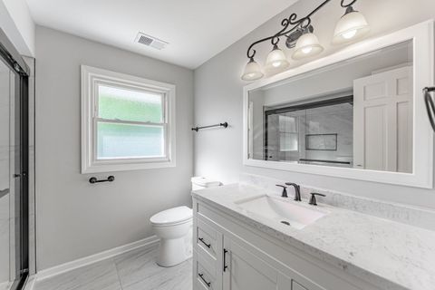 Tiny photo for 1000 N Westgate Road, Mount Prospect, IL 60056 (MLS # 12488450)