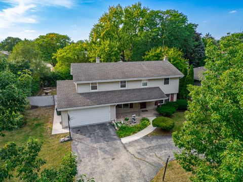 Tiny photo for 1000 N Westgate Road, Mount Prospect, IL 60056 (MLS # 12488450)