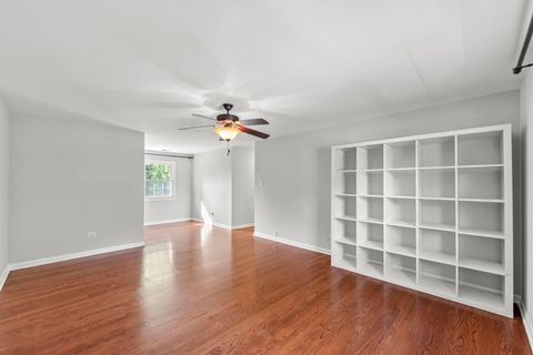 Tiny photo for 1000 N Westgate Road, Mount Prospect, IL 60056 (MLS # 12488450)