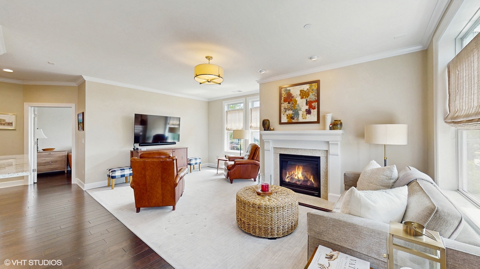 8 E Kennedy Lane 302