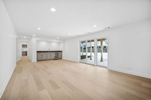 Tiny photo for 4018 Yorkshire Court, Northbrook, IL 60062 (MLS # 12544557)