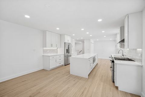 Tiny photo for 4018 Yorkshire Court, Northbrook, IL 60062 (MLS # 12544557)