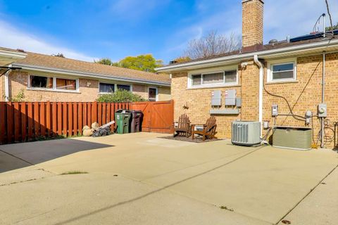 Tiny photo for Skokie, IL 60077 (MLS # 12513888)
