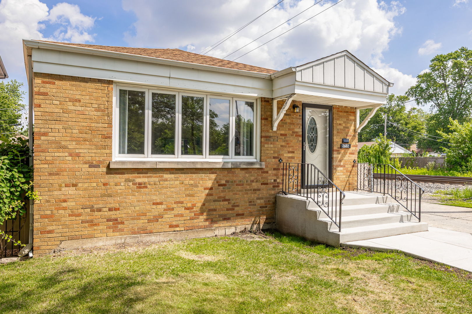 2602 W 105th Street