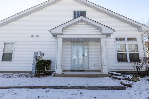 Photo of 1693 Waterford Road, North Aurora, IL 60542 (MLS # 12557966)