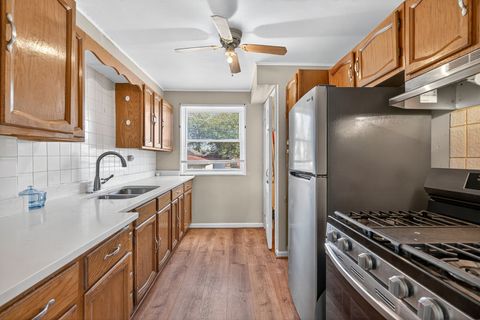 Tiny photo for 307 Hyde Park Avenue, Bellwood, IL 60104 (MLS # 12501361)