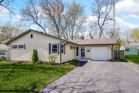 Photo of 326 Delcy Drive, DeKalb, IL 60115 (MLS # 12627075)