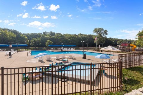 Tiny photo for 49 Oak Hill Colony #12, Fox Lake, IL 60020 (MLS # 12589122)