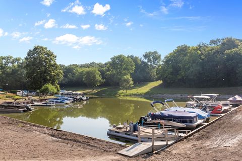 Tiny photo for 49 Oak Hill Colony #12, Fox Lake, IL 60020 (MLS # 12589122)