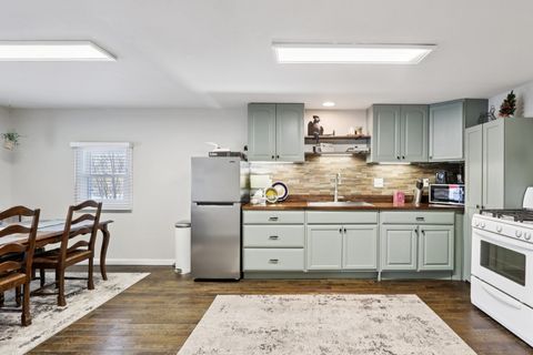 Tiny photo for 11471 W Leland Avenue, Beach Park, IL 60099 (MLS # 12530072)