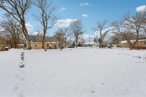 Tiny photo for 11471 W Leland Avenue, Beach Park, IL 60099 (MLS # 12530072)