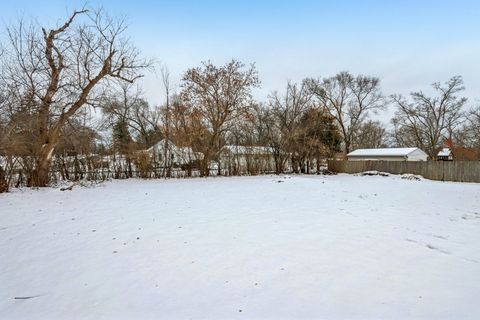 Tiny photo for 11471 W Leland Avenue, Beach Park, IL 60099 (MLS # 12530072)