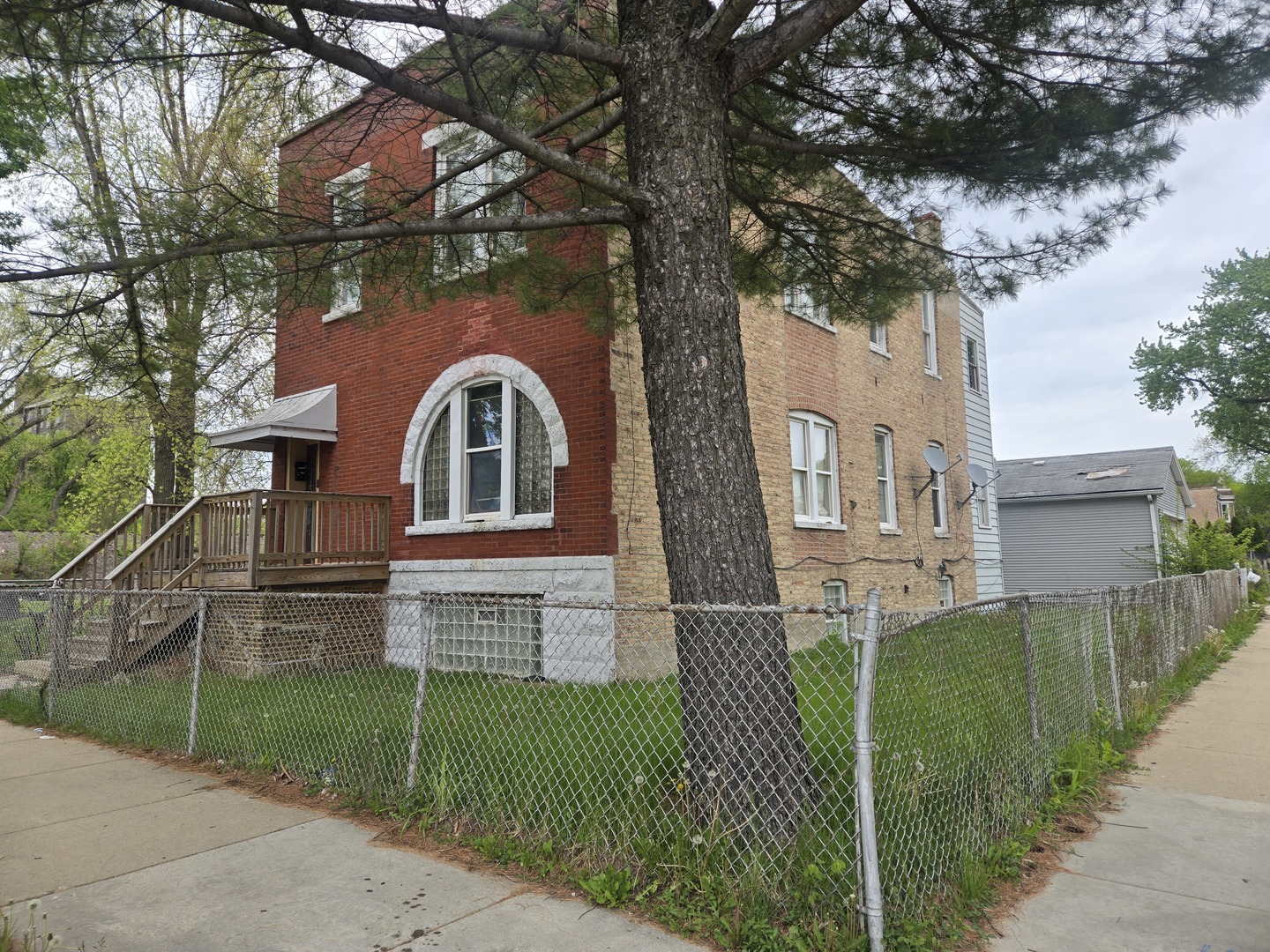 339 N Central Park Avenue