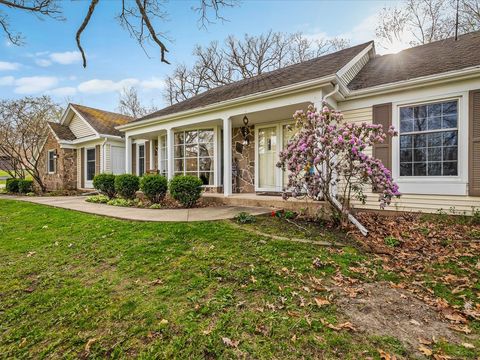 484 Williamsburg Way Belvidere IL 61008