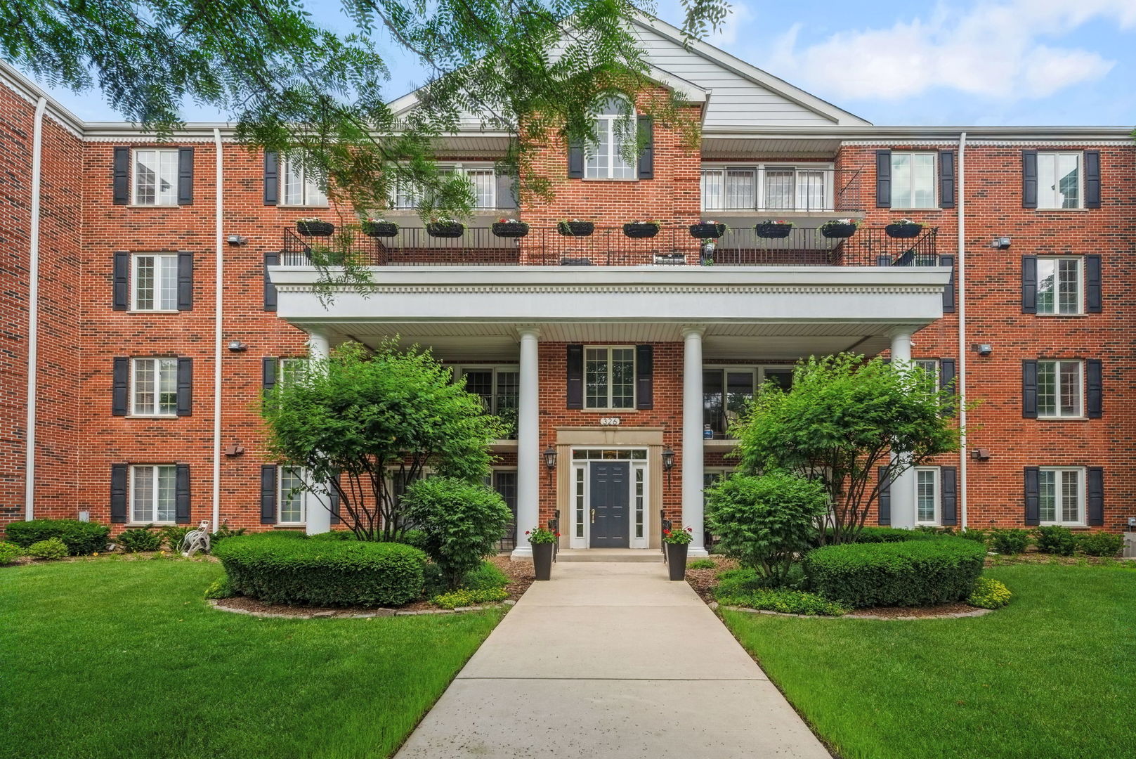 326 Park Avenue 21