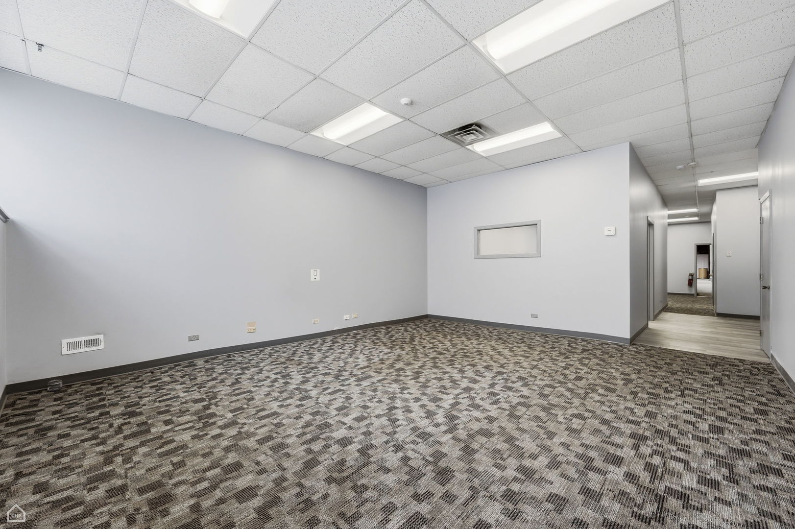 2307 W North Avenue STOREFRONT