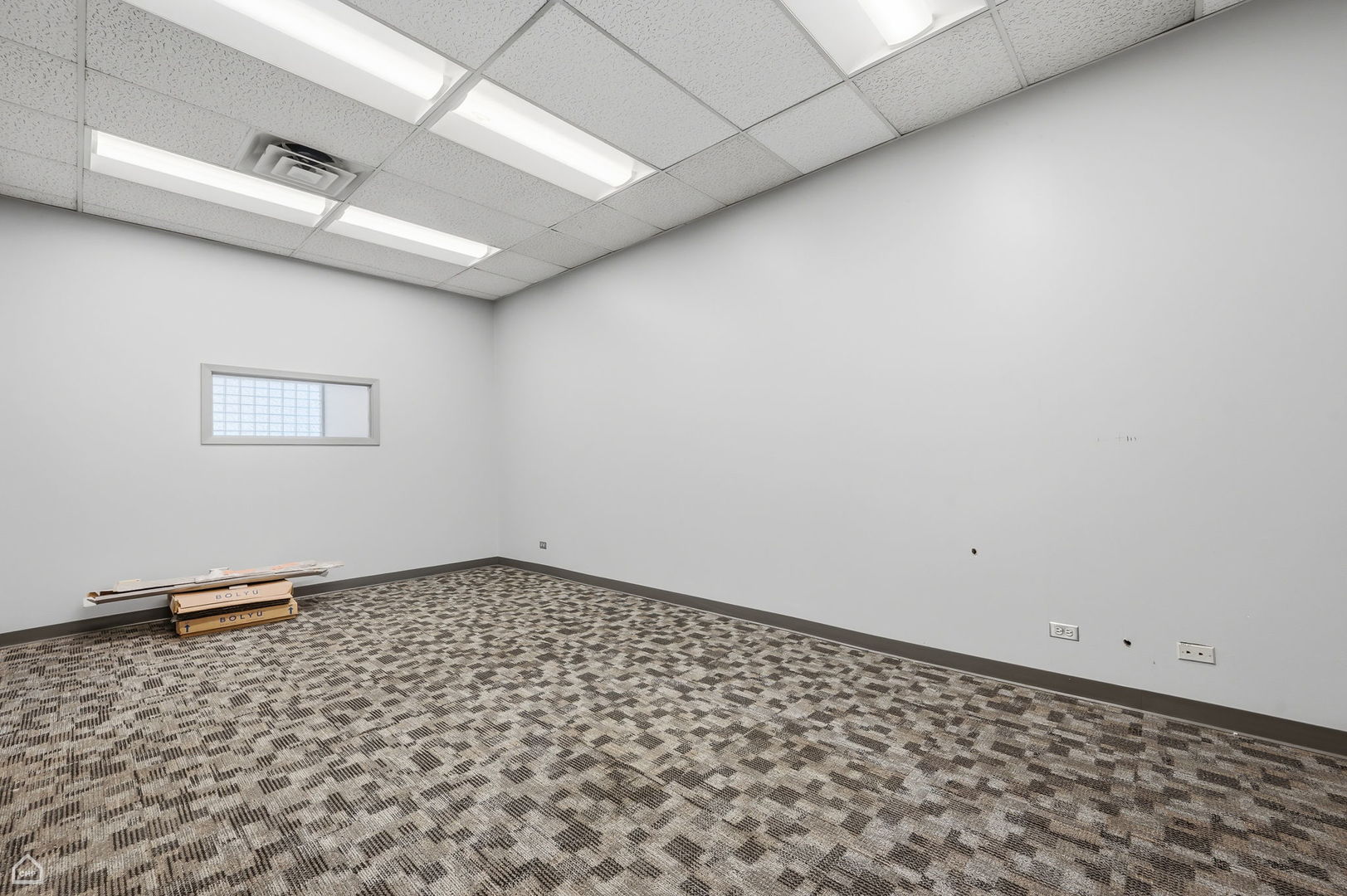 2307 W North Avenue STOREFRONT
