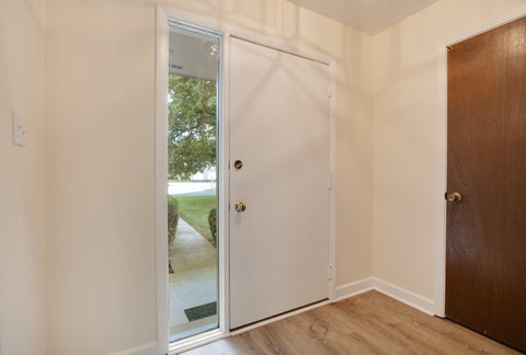 Tiny photo for 1525 Columbia Court, Elk Grove Village, IL 60007 (MLS # 12767225)