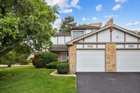 Tiny photo for 1525 Columbia Court, Elk Grove Village, IL 60007 (MLS # 12767225)