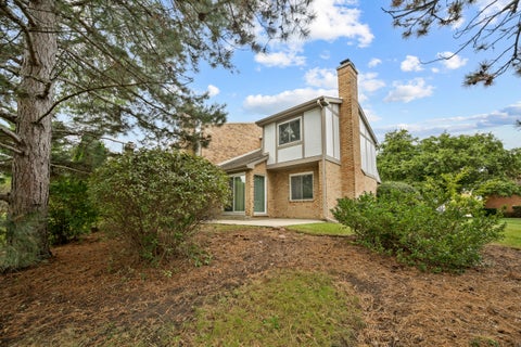 Tiny photo for 1525 Columbia Court, Elk Grove Village, IL 60007 (MLS # 12767225)