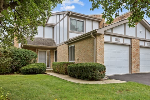 Photo of 1525 Columbia Court, Elk Grove Village, IL 60007 (MLS # 12767225)