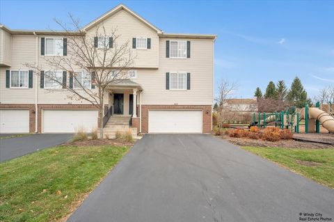 Photo of 464 Evergreen Circle, Gilberts, IL 60136 (MLS # 12502461)