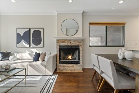 Tiny photo for 1642 W Julian Street #1, Chicago, IL 60622 (MLS # 12578615)