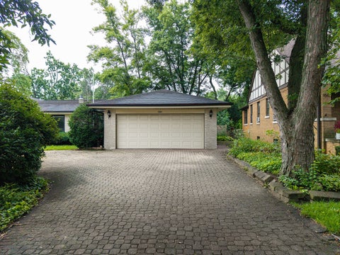 Tiny photo for 1501 W TALCOTT Road, Park Ridge, IL 60068 (MLS # 12776771)