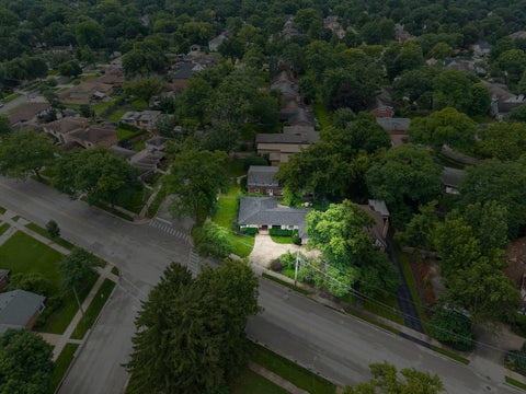 Tiny photo for 1501 W TALCOTT Road, Park Ridge, IL 60068 (MLS # 12776771)