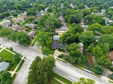Tiny photo for 1501 W TALCOTT Road, Park Ridge, IL 60068 (MLS # 12776771)