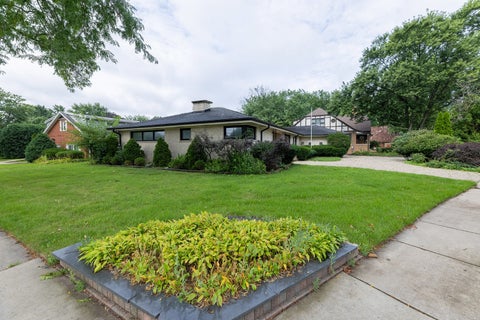 Tiny photo for 1501 W TALCOTT Road, Park Ridge, IL 60068 (MLS # 12776771)