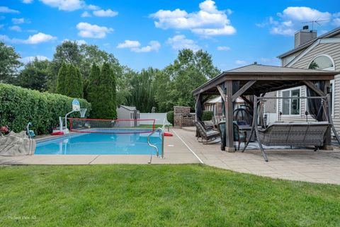 Tiny photo for 1424 Sage Drive, Bolingbrook, IL 60490 (MLS # 12439657)