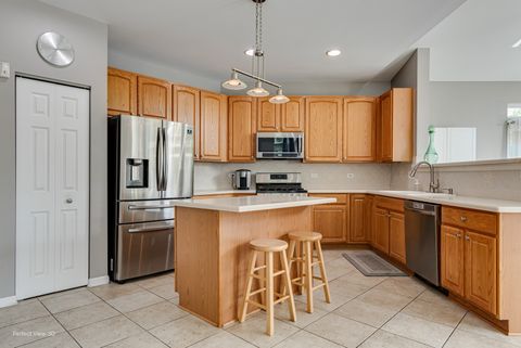 Tiny photo for 1424 Sage Drive, Bolingbrook, IL 60490 (MLS # 12439657)