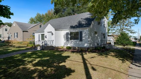 Tiny photo for 2528 16th Avenue, Rockford, IL 61108 (MLS # 12493184)