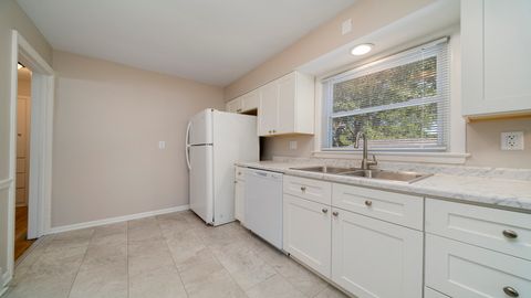 Tiny photo for 2528 16th Avenue, Rockford, IL 61108 (MLS # 12493184)