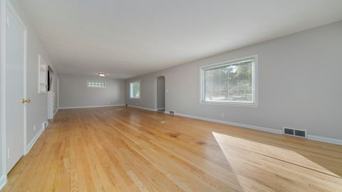 Tiny photo for 2528 16th Avenue, Rockford, IL 61108 (MLS # 12493184)